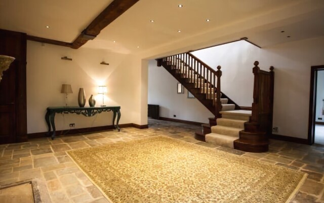 Water Bridge Farmhouse