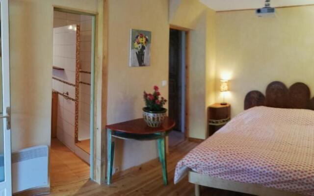 Les Hauts de Vaugines entre Lourmarin et Cucuron