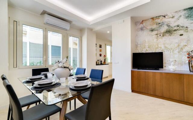 Luxury, Large Flat With Terrace on Vatican Walls