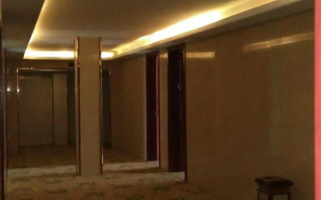 Binjiang Business Hotel