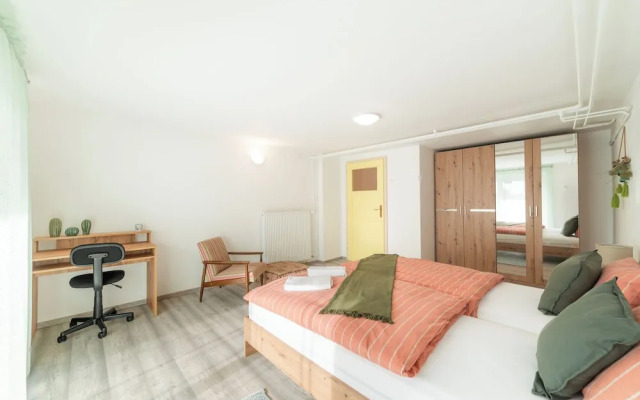 Bah Apartment