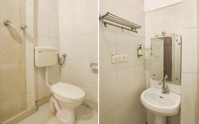 Fabhotel Dps International