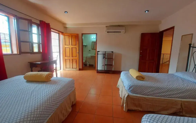 Hostal Lolas Boutique
