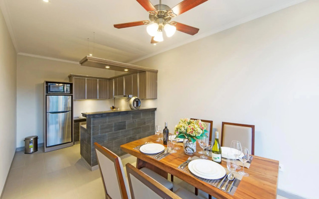 The Banyumas Suite Villa Legian