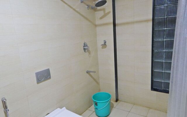Hotel Aadhi