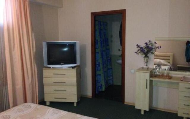 Gostinyi dvor SPL