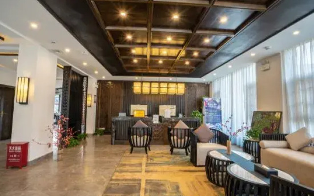 Lishe Huayuan Inn