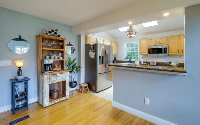 8 Mi to Sugar Mountain Resort: Seven Devils Home