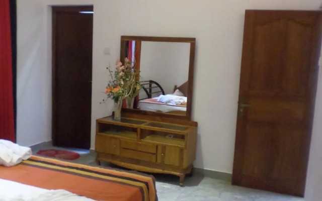 Leos Home Stay