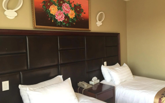 Queens Hotel