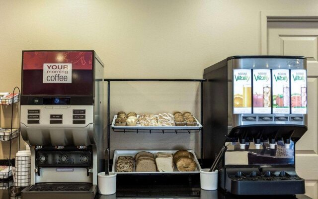 Quality Inn & Suites