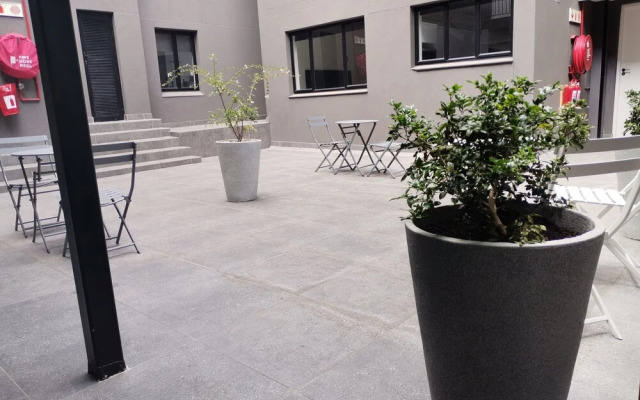 MINT Apartments Greenside