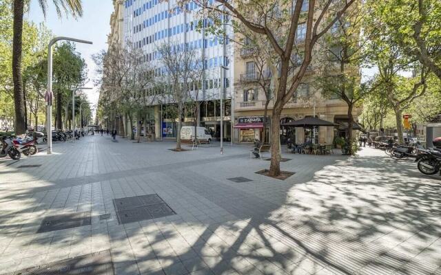Lovely 1bed Apt W/balcony in Eixample