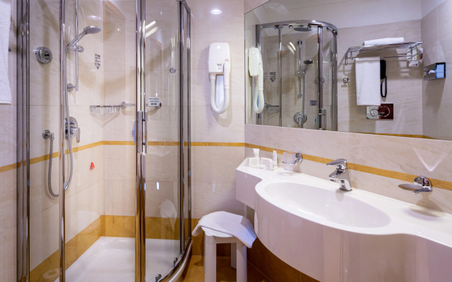 UNA HOTELS Galles Milano
