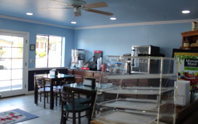 Beachwalker Inn and Suites