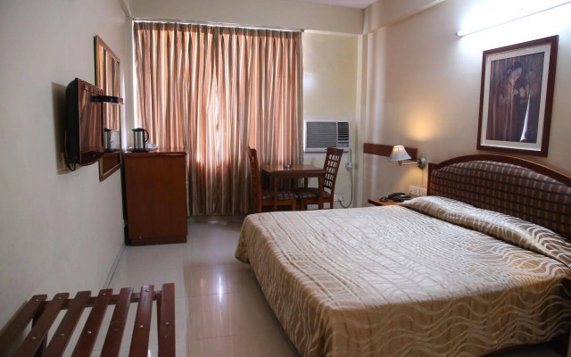 Hotel Tourist Deluxe