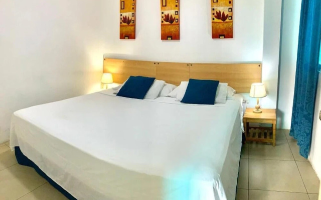 Hostal Casa Latina
