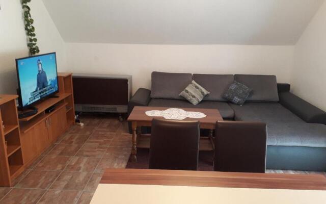 Apartment Mrsinj