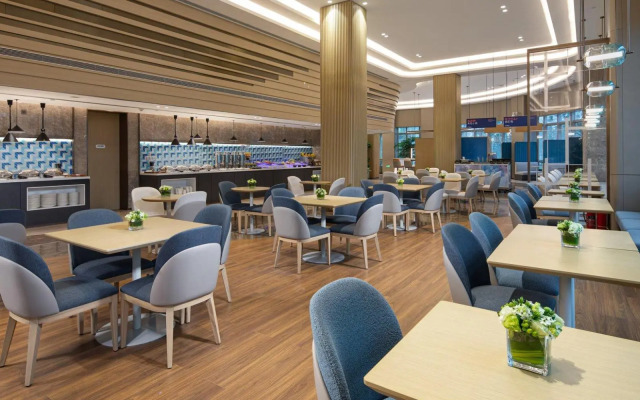 Holiday Inn Express Yibin, an IHG Hotel