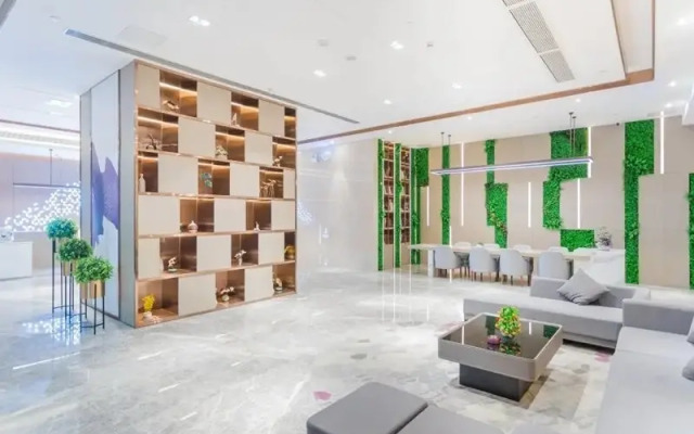 Lavande Hotel (Guangzhou Panyu Hanxi Changlong Dashi Subway Station Store)