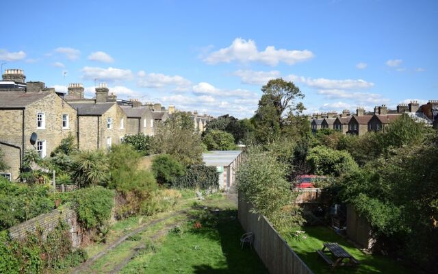 1 Bedroom Apartment in Clapton