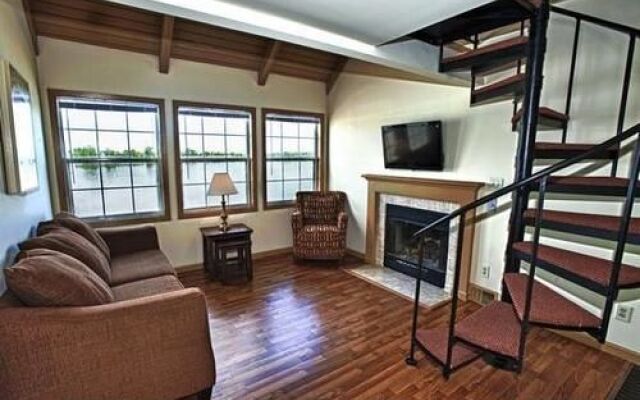 Erie Islands Resort and Marina