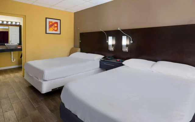 Econo Lodge Gretna - New Orleans