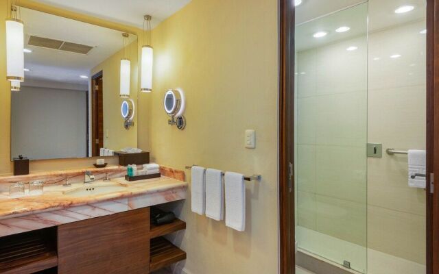 Caracol Bay Cancun by Ypj