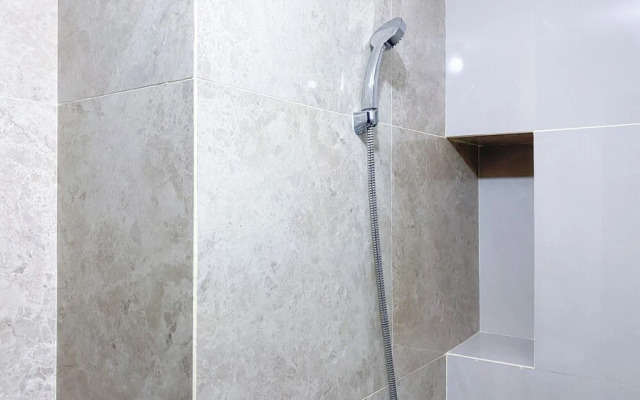 Comfy And Homey 2Br Transpark Cibubur Apartment