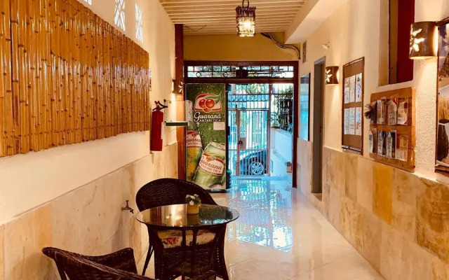 El Dorado Hotel