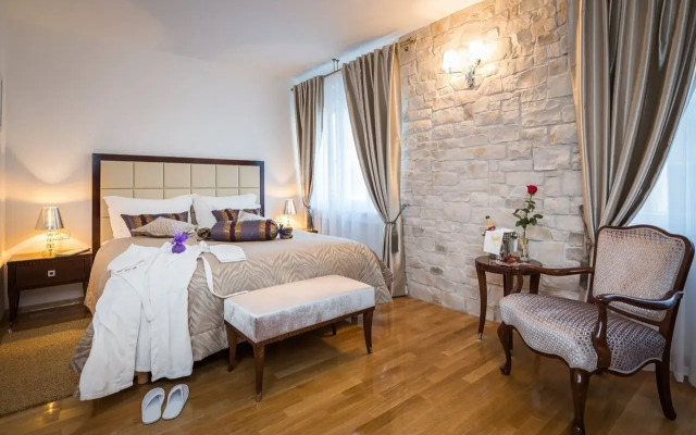 Priska Med Luxury Rooms