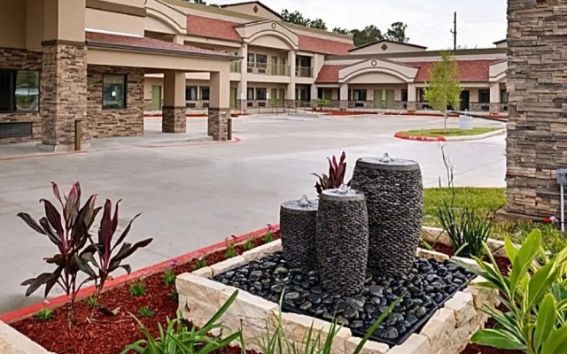 Scottish Inn & Suites