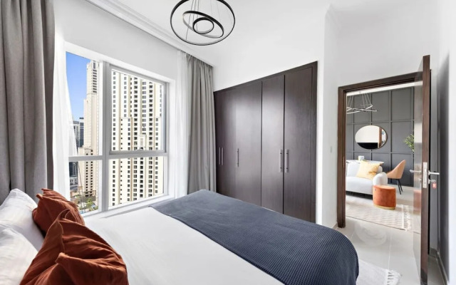 Silkhaus in Bay Central Near Metro