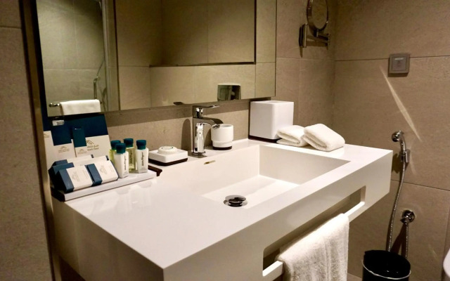 Al Kout Beach Hotel