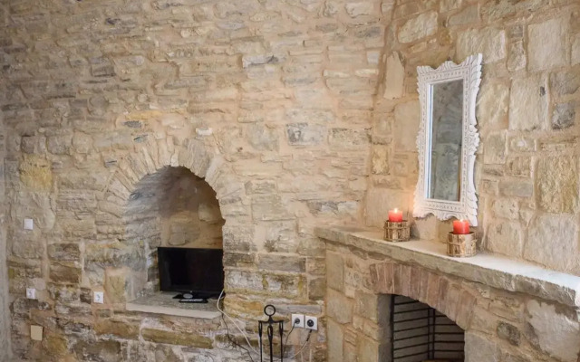 Chios Medieval Gem - Top Location Unique Interiors