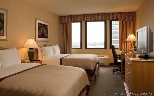 DoubleTree by Hilton Newark Penn Station