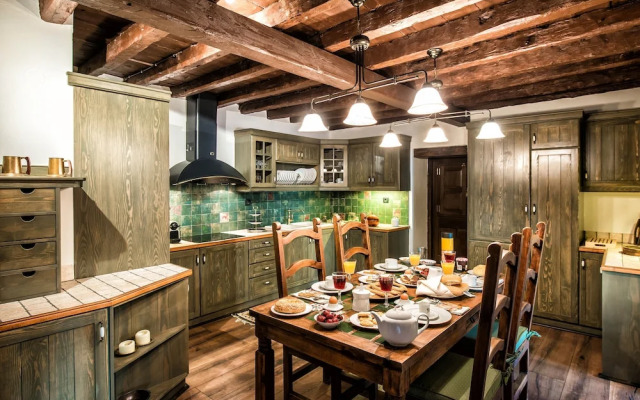 Lemuria Manor, Wine Dark Sea Villas