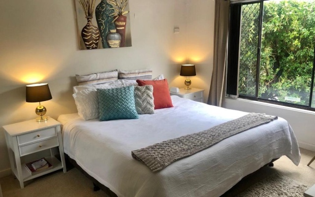 Monterey Guest Studio near Hospitals, Beach and Airport – Guest Rooms – Sydney