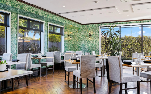 Hotel Elms Christchurch, an Ascend Collection Hotel