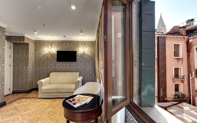 Hotel Dona Palace