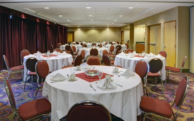 Hampton Inn & Suites by Hilton Langley-Surrey