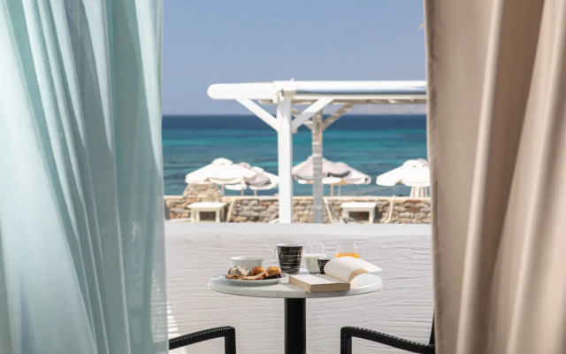 Liana Beach Hotel & Spa