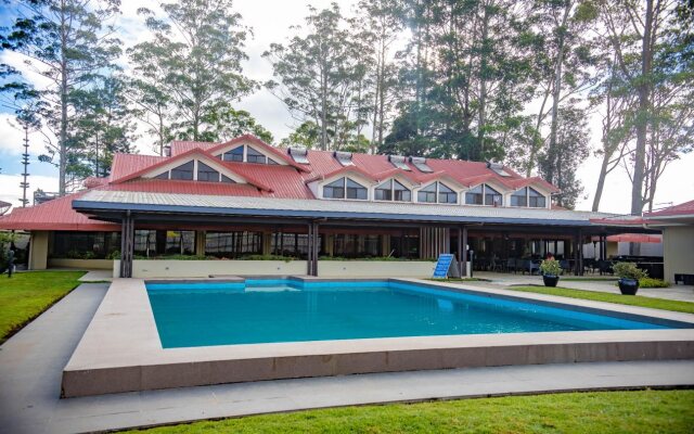 Highlander Hotel