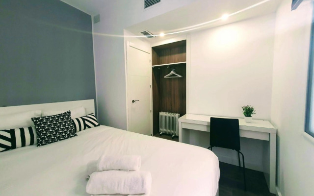 Recien renovado junto a Santa Justa y el centro