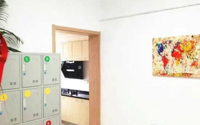 Yanwujia Youth Hostel