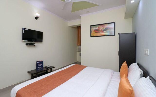 OYO Flagship 10045 Hotel Pearl Residency