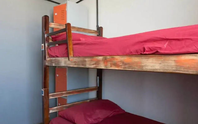 Abraço Carioca Favela Hostel