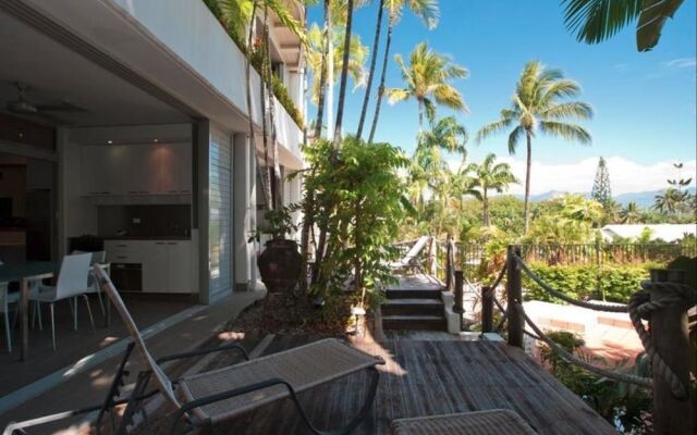 Seascape Holidays - Club Tropical Apts