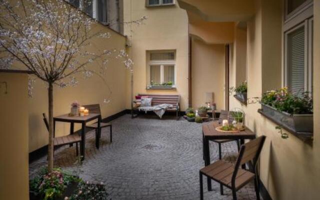 Venezia Old Town Hotel