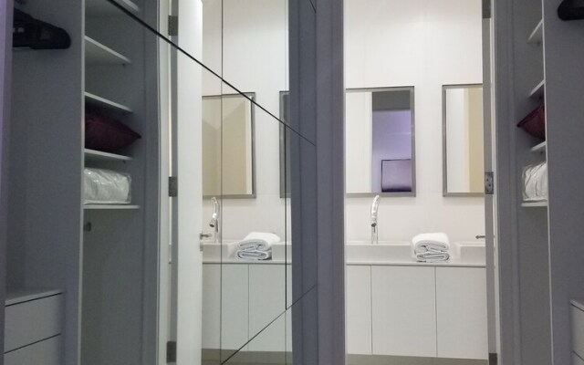 Luxury Residence Suites Design Style